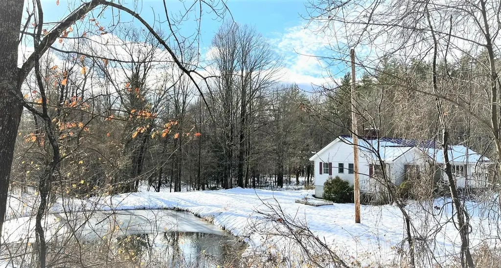 2456 Cox District Road Woodstock VT 05091