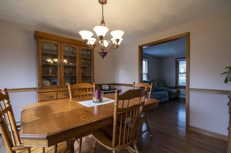 5 Elwood Road Londonderry NH 03053
