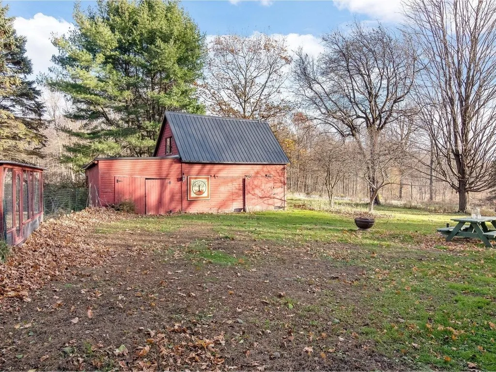 2517 Main Street Isle La Motte VT 05463
