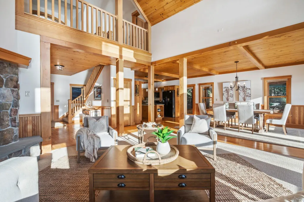 276 Castle Shore Road Moultonborough NH 03254