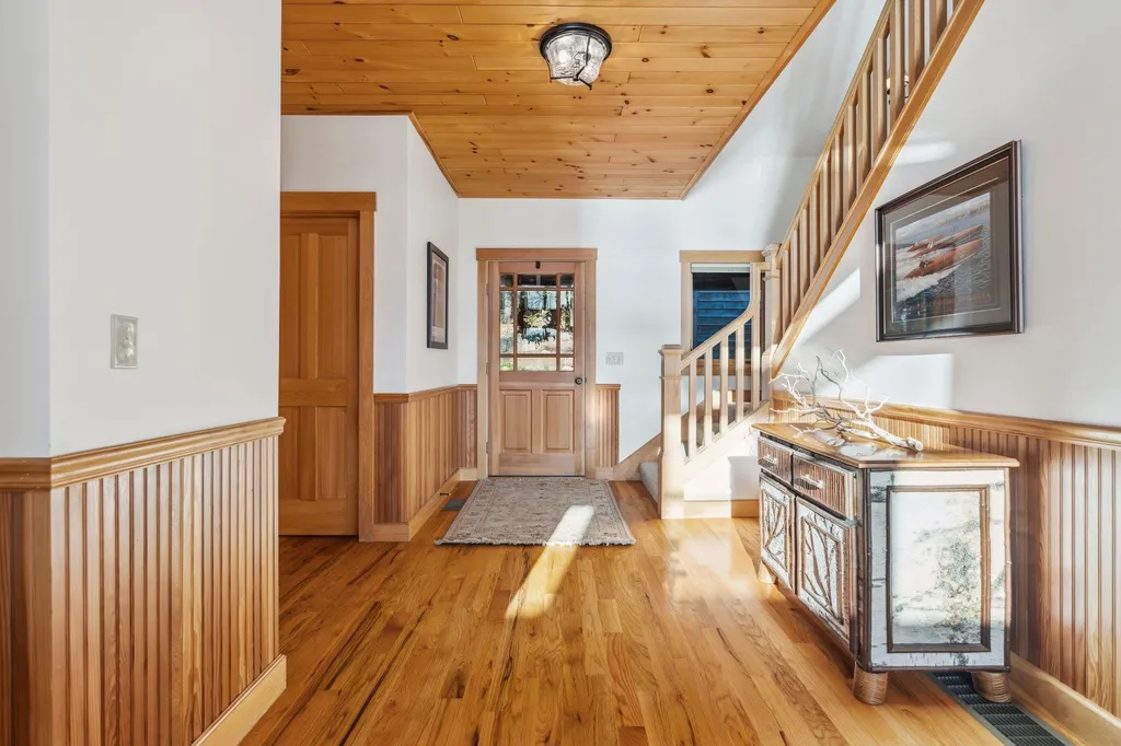 276 Castle Shore Road Moultonborough NH 03254