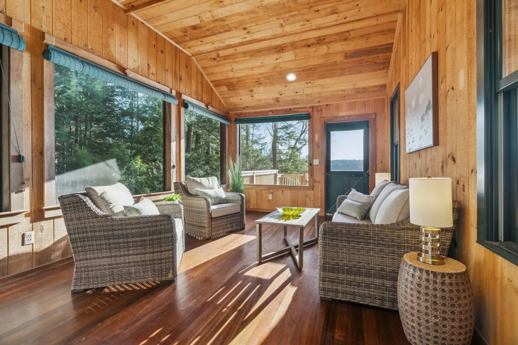 276 Castle Shore Road Moultonborough NH 03254