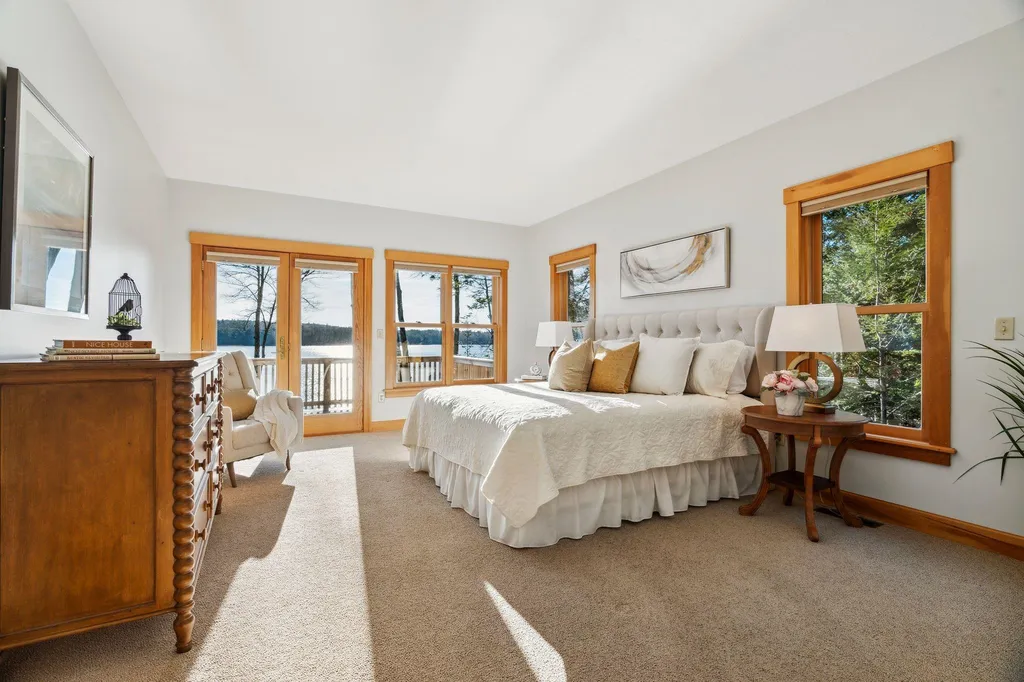 276 Castle Shore Road Moultonborough NH 03254