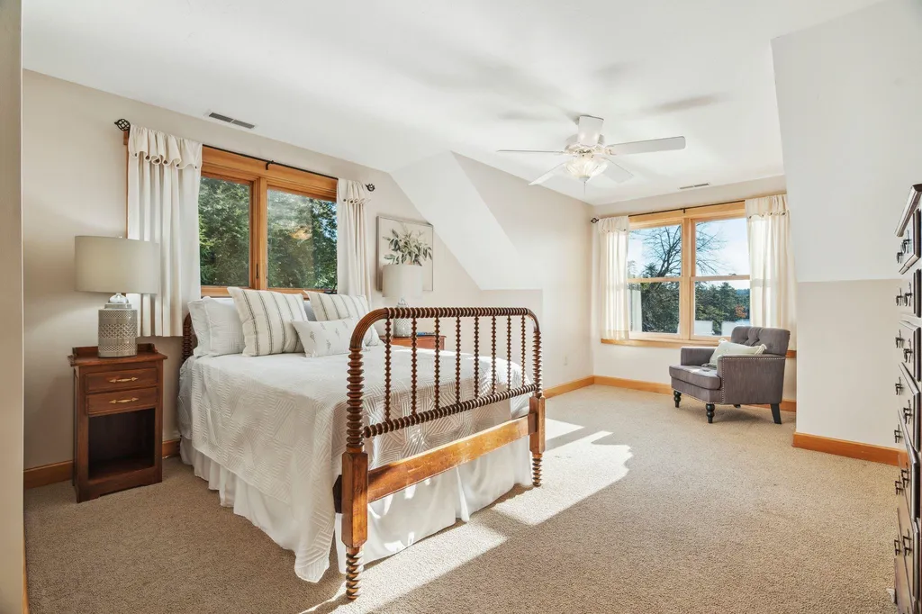 276 Castle Shore Road Moultonborough NH 03254
