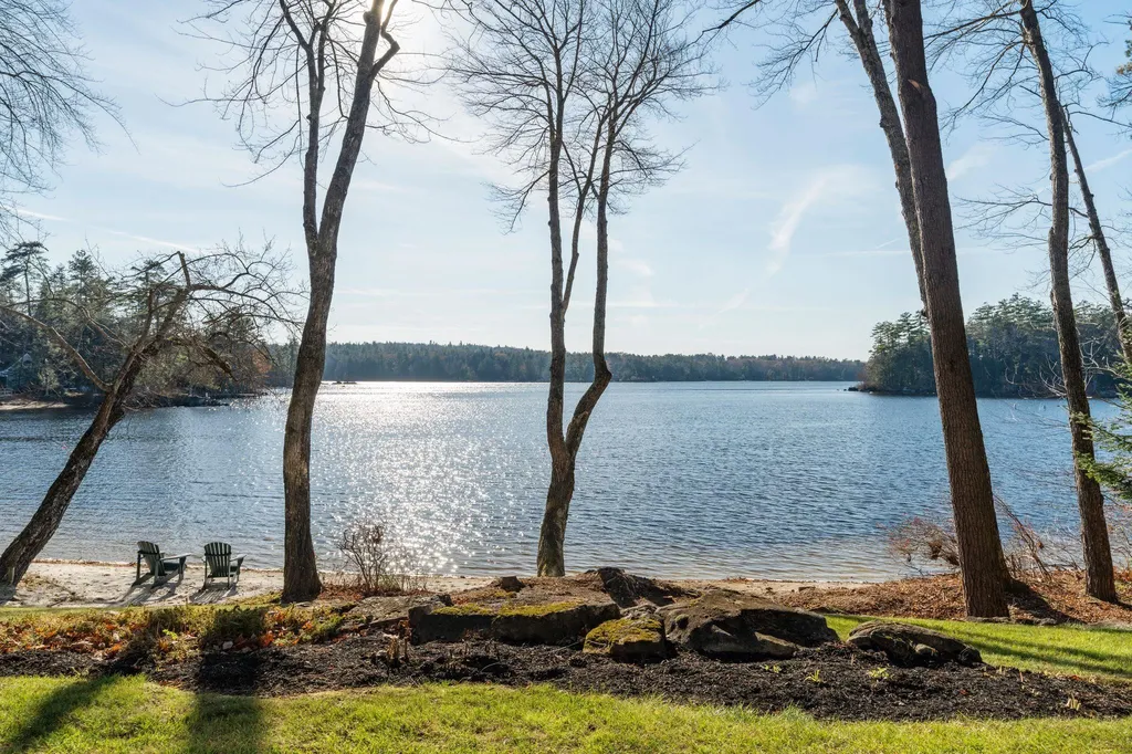 276 Castle Shore Road Moultonborough NH 03254