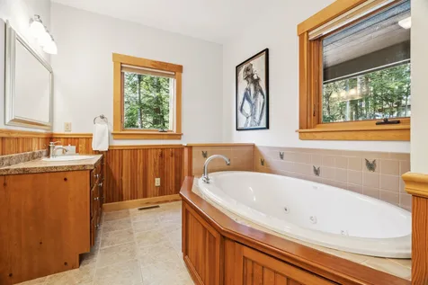 276 Castle Shore Road Moultonborough NH 03254