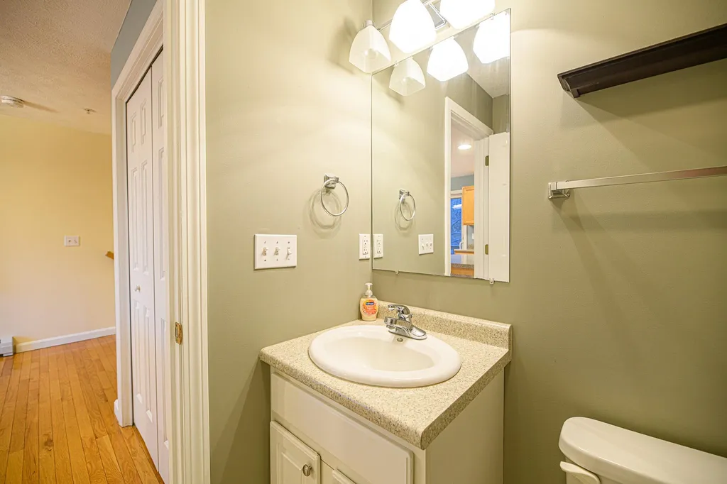 8 Magnolia Drive Dover NH 03820