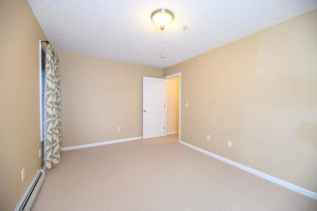 8 Magnolia Drive Dover NH 03820