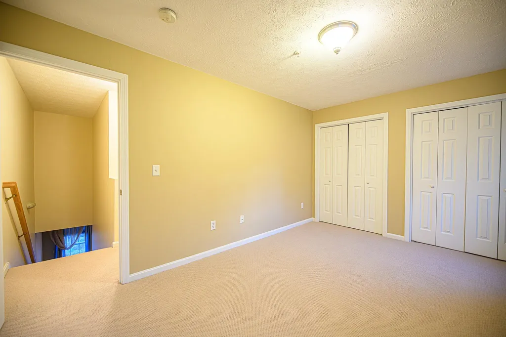 8 Magnolia Drive Dover NH 03820