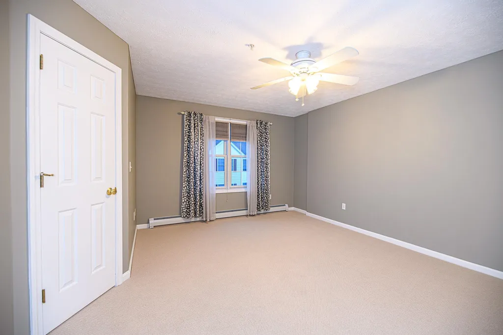 8 Magnolia Drive Dover NH 03820