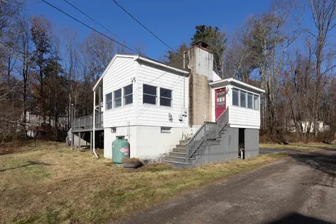 5 Angle Drive Sandown NH 03873