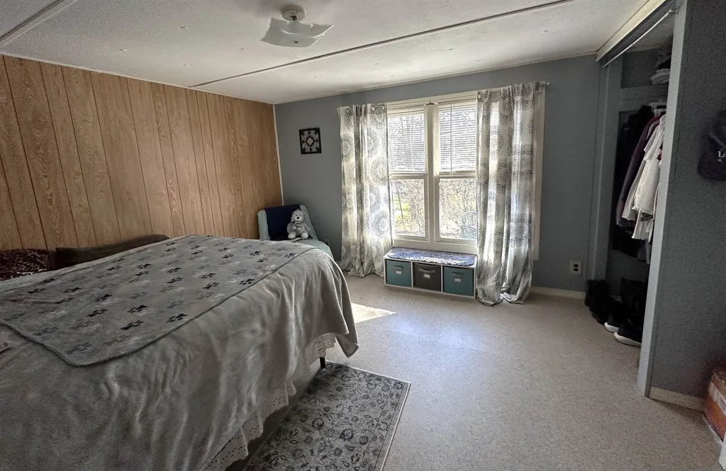 4 Reservoir Road Brattleboro VT 05301