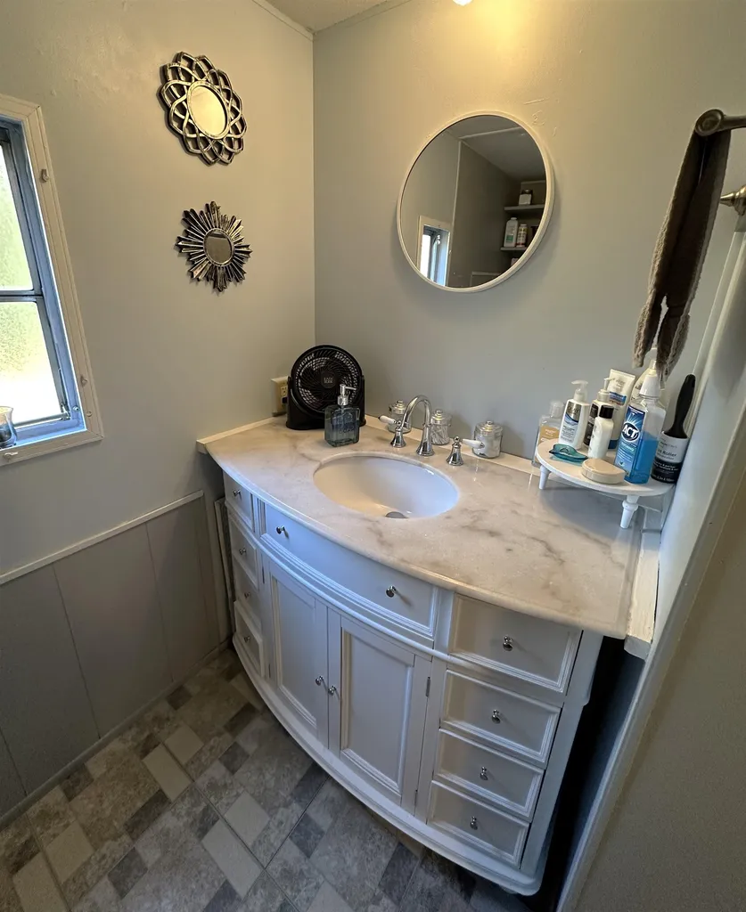 4 Reservoir Road Brattleboro VT 05301