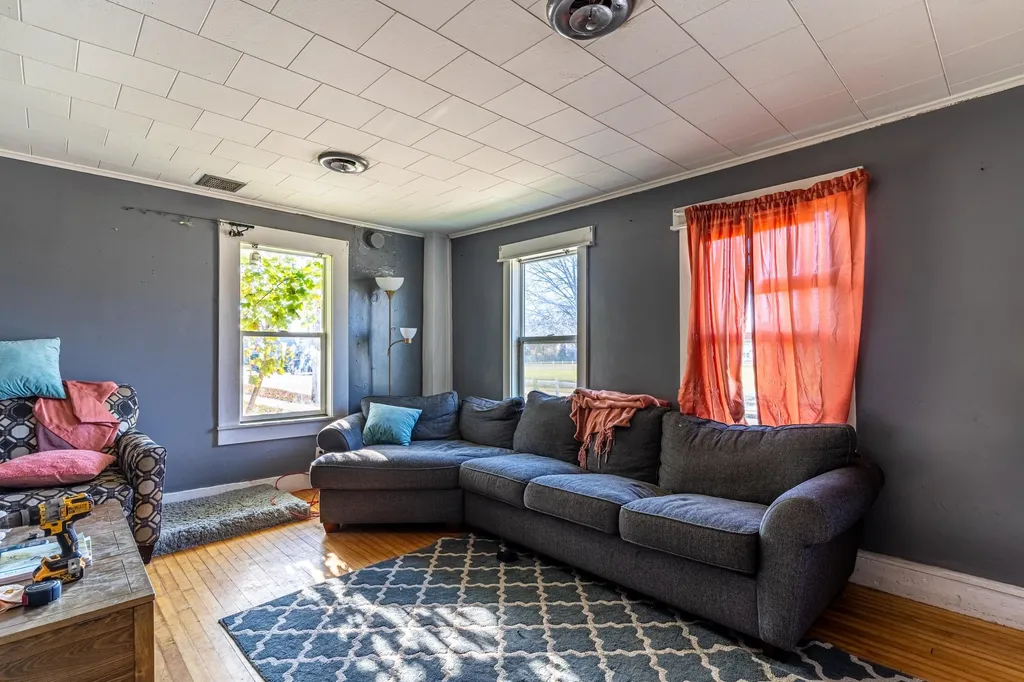 14 Common Street Rochester NH 03867