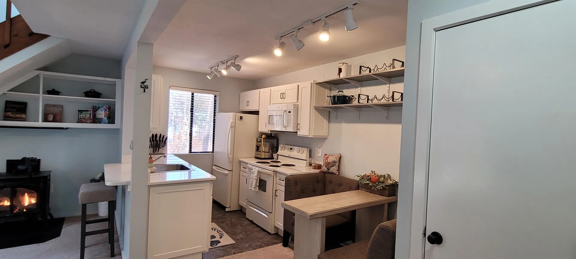 10 Marsten Lane Enfield NH 03748
