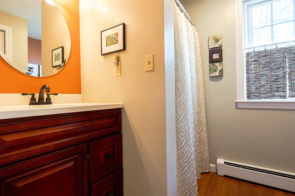 7 New Castle Street Concord NH 03301