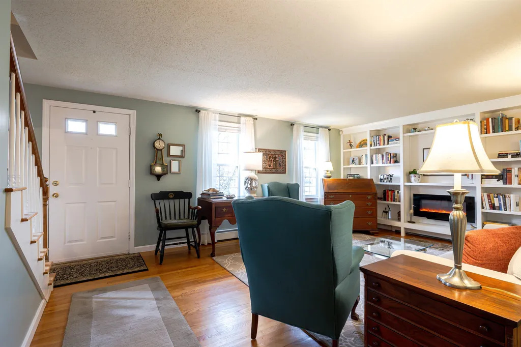 7 New Castle Street Concord NH 03301