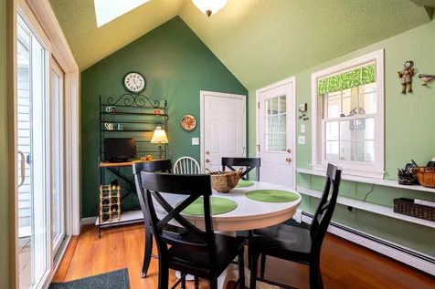 7 New Castle Street Concord NH 03301