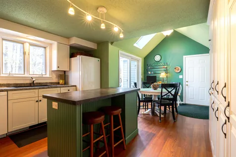 7 New Castle Street Concord NH 03301
