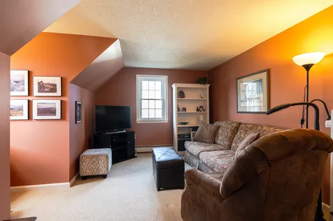 7 New Castle Street Concord NH 03301
