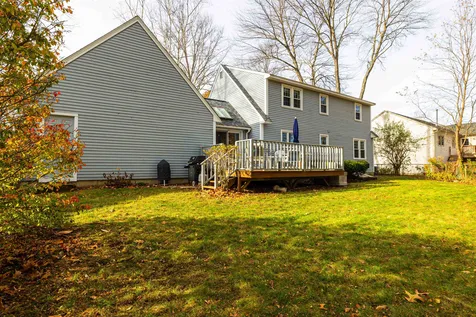 7 New Castle Street Concord NH 03301