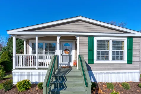 6 Pinto Lane Londonderry NH 03053