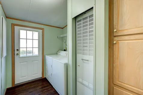 6 Pinto Lane Londonderry NH 03053