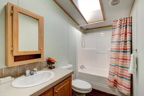 6 Pinto Lane Londonderry NH 03053
