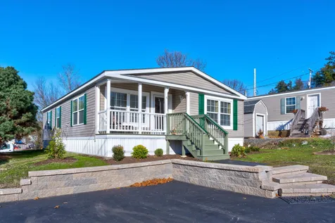 6 Pinto Lane Londonderry NH 03053