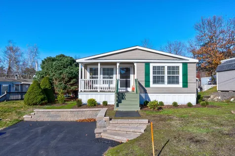 6 Pinto Lane Londonderry NH 03053