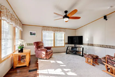6 Pinto Lane Londonderry NH 03053
