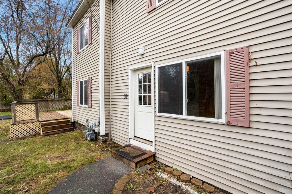 32 Howard Court Keene NH 03431