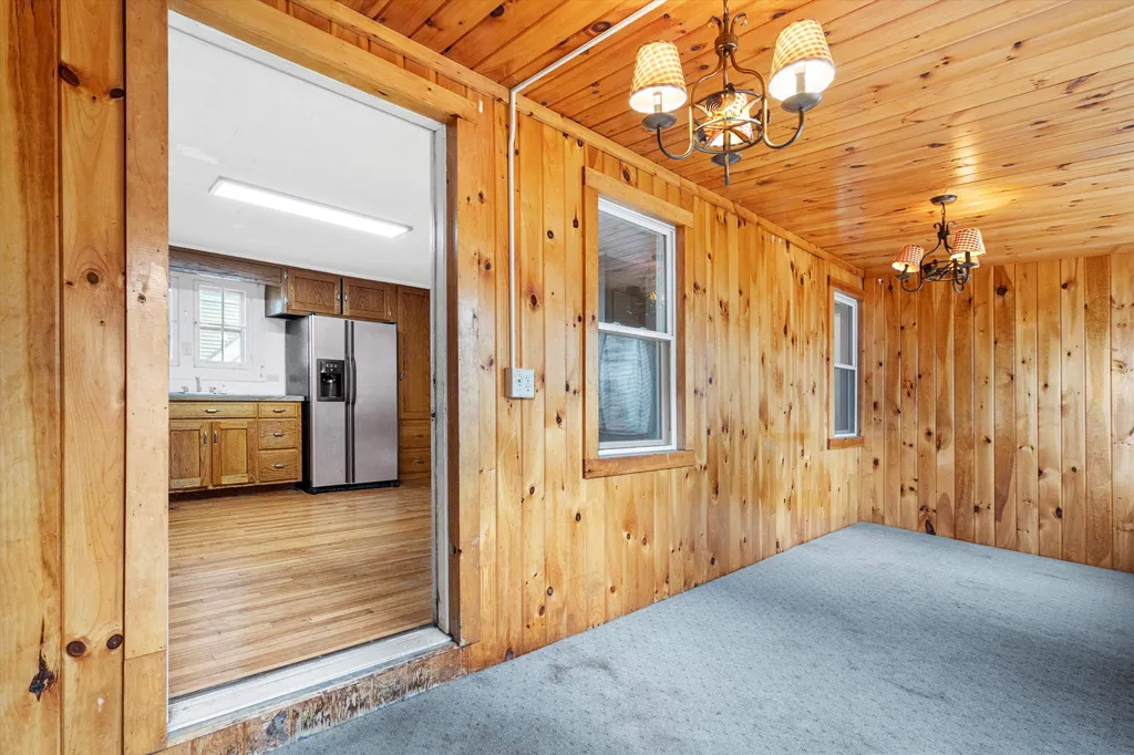 32 Howard Court Keene NH 03431