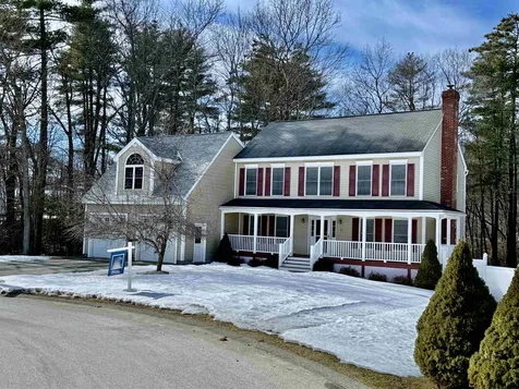 11 Foxmoor Circle Milford NH 03055