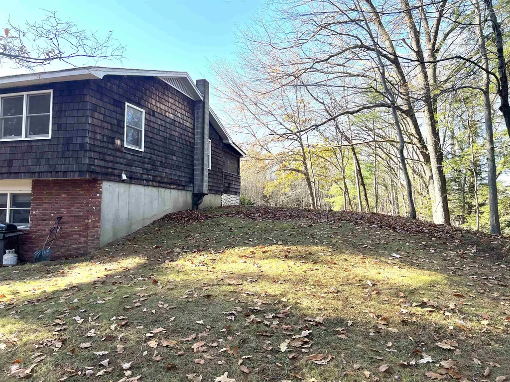 10 Bunny Lane Allenstown NH 03275