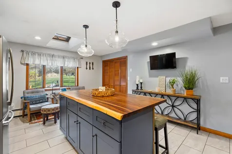 3 Vassar Drive Pelham NH 03076