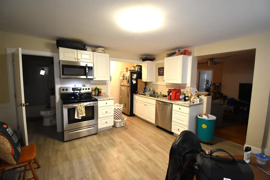 7 Ritter Street Nashua NH 03060