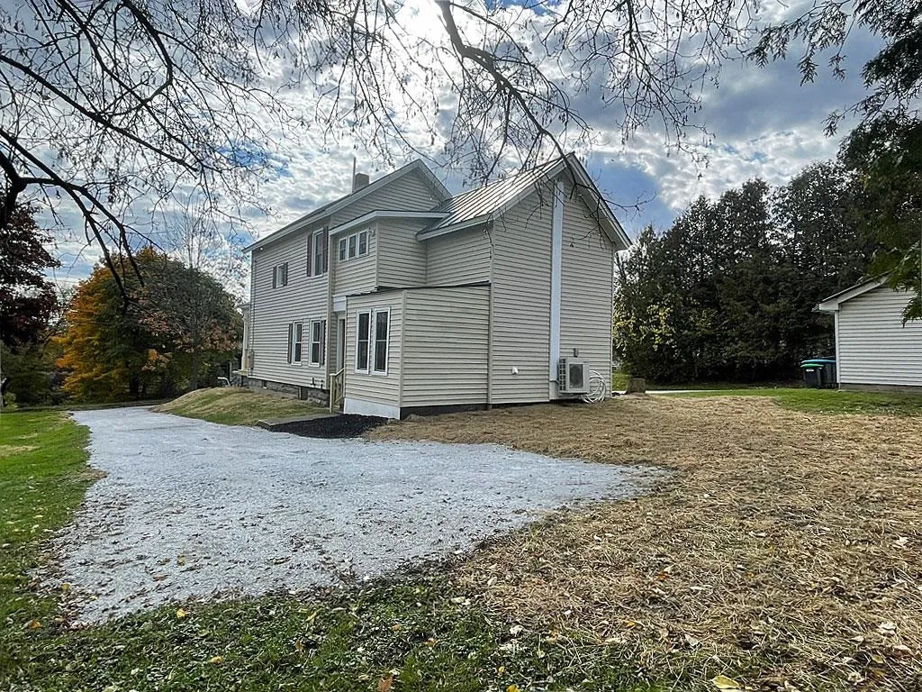 17 Engrem Avenue Rutland City VT 05701