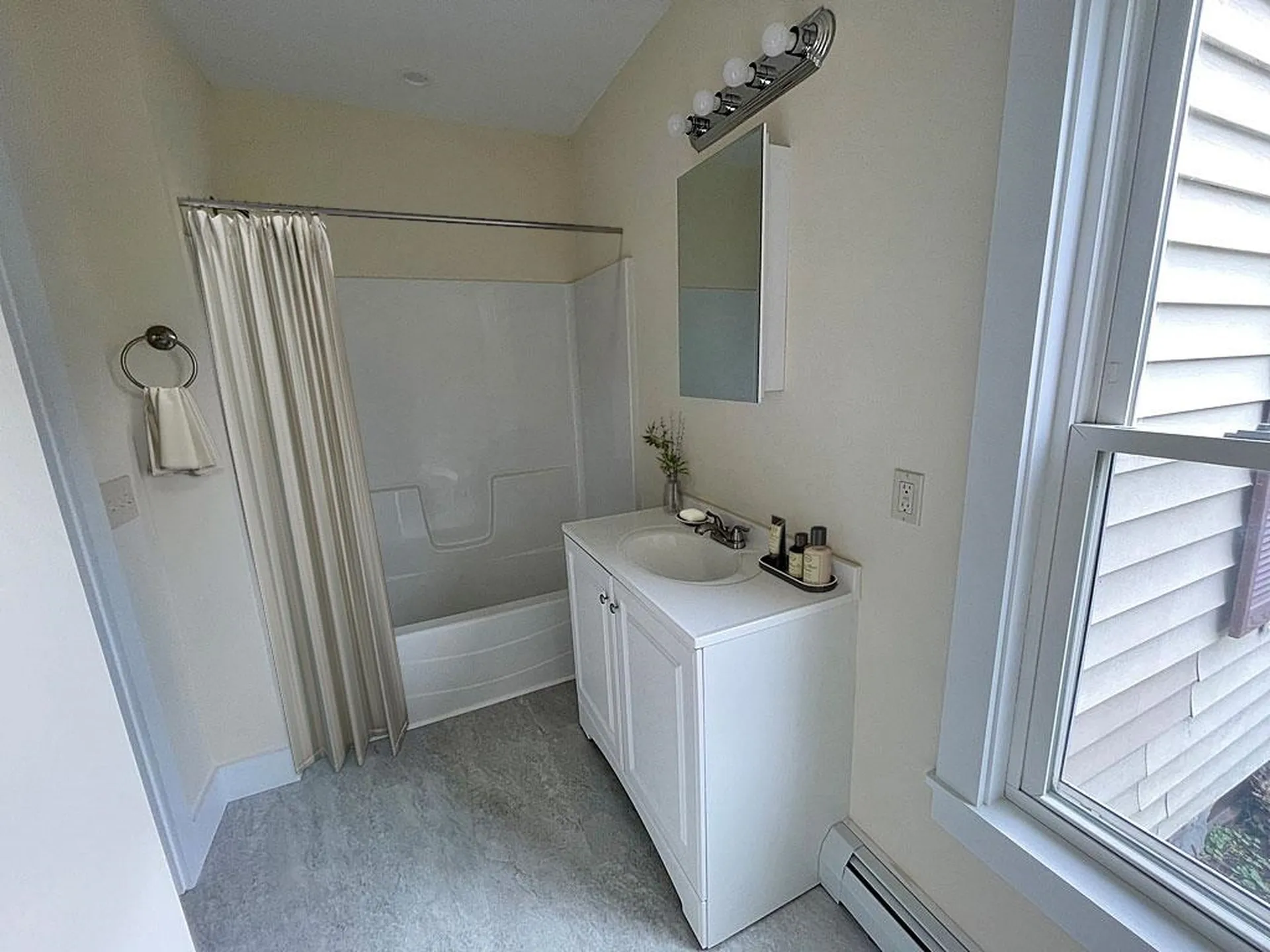 17 Engrem Avenue Rutland City VT 05701