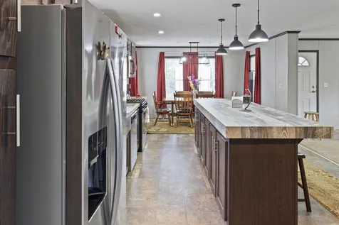 6 Pioneer Avenue Bath NH 03740