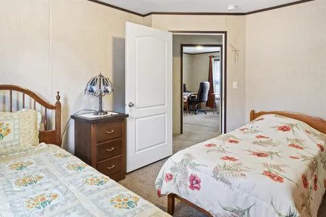 6 Pioneer Avenue Bath NH 03740