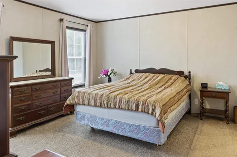 6 Pioneer Avenue Bath NH 03740