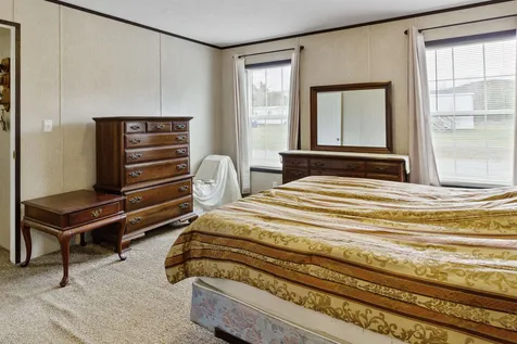 6 Pioneer Avenue Bath NH 03740