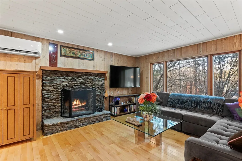 257 Nottingham Park Manchester VT 05255