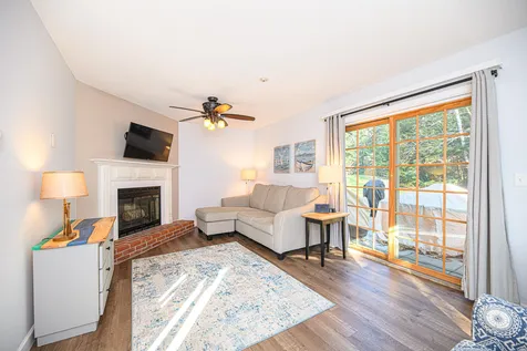 10 Independence Way Laconia NH 03246