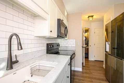 10 Independence Way Laconia NH 03246