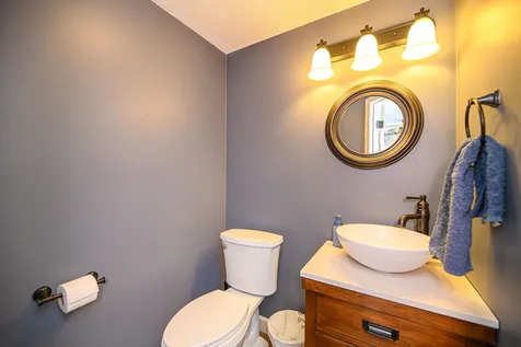 10 Independence Way Laconia NH 03246