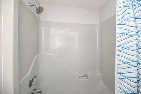 10 Independence Way Laconia NH 03246