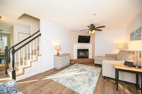 10 Independence Way Laconia NH 03246