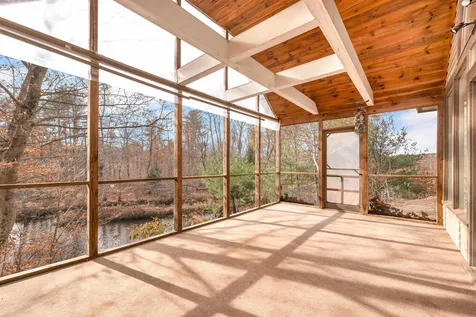 234 Parker Road Goffstown NH 03045